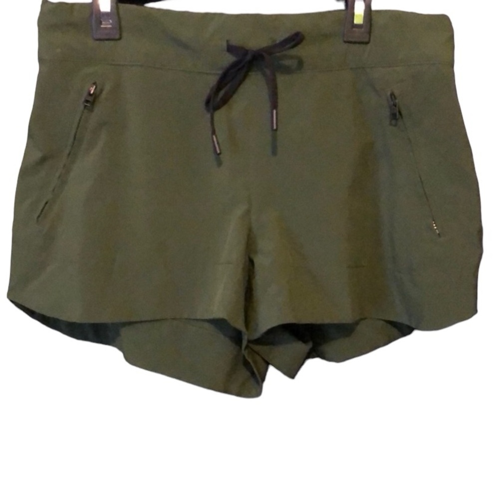 Athleta Hunter Green Shorts Zip Pockets, Back Elastic Waist & Draw Cord. Nice!